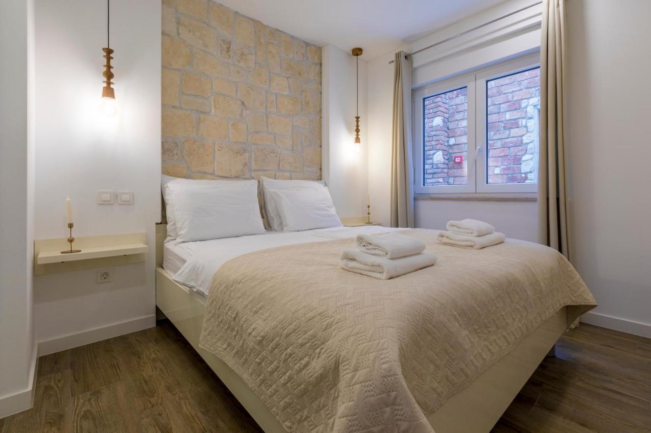 Palace Paulina Apartments Novi Vinodolski Bagian luar foto